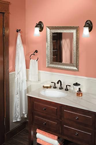 Elegant Eva Towel Ring